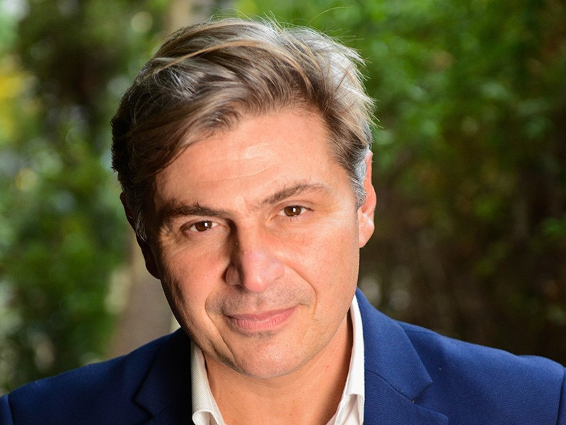 Φαραντούρης: "Ακρίβεια, υποστελέχωση εκπαιδευτικών και υγειονομικών δομών και έλλειψη υποδομών πλήττουν Ηράκλειο και Λασίθι"