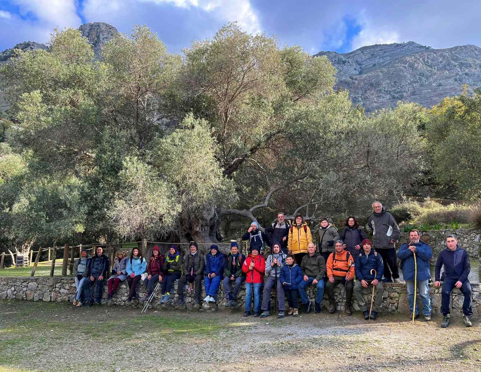 Πεζοπορία, Καβούσι, Αύγος, Λημνιά