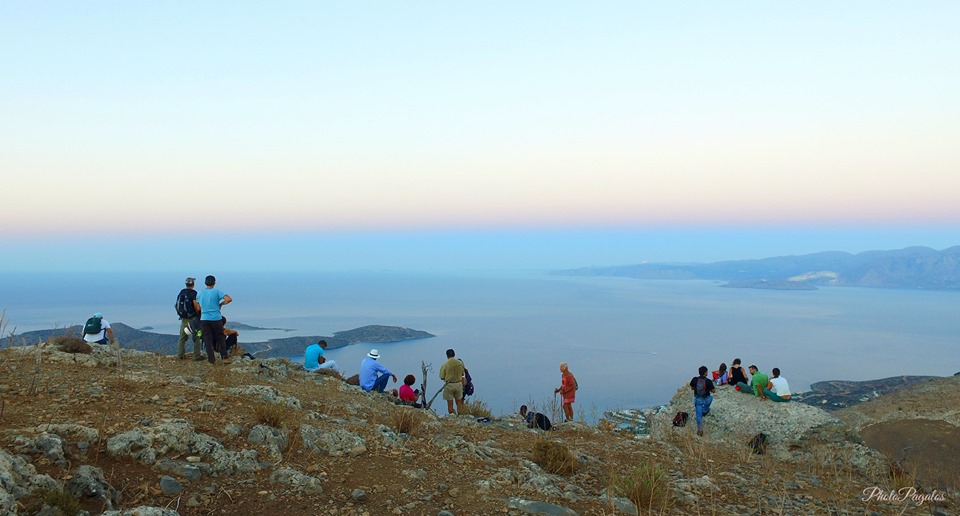 απογευματινή πεζοπορία στην Οξά