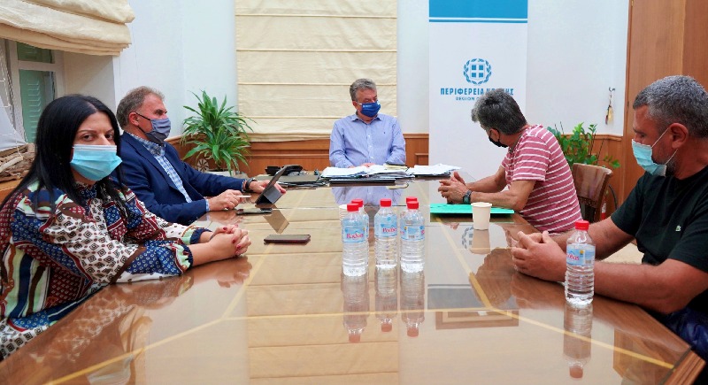 παρέμβαση Περιφερειάρχη ζήτησαν οι αγρότες της Ιεράπετρας για την διεκδίκηση αποζημιώσεων