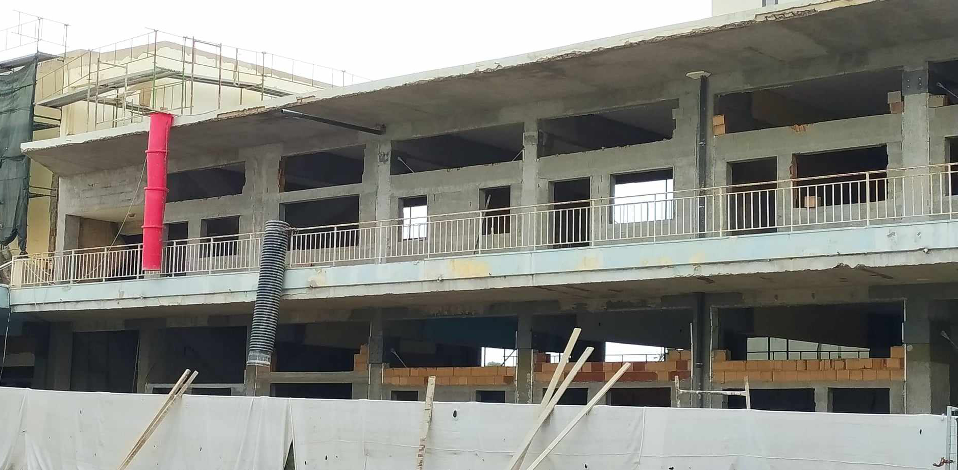 Η φωνή μας ακούστηκε: Επιπλέον παράθυρα στις αίθουσες της πρώην Παιδαγωγικής Ακαδημίας