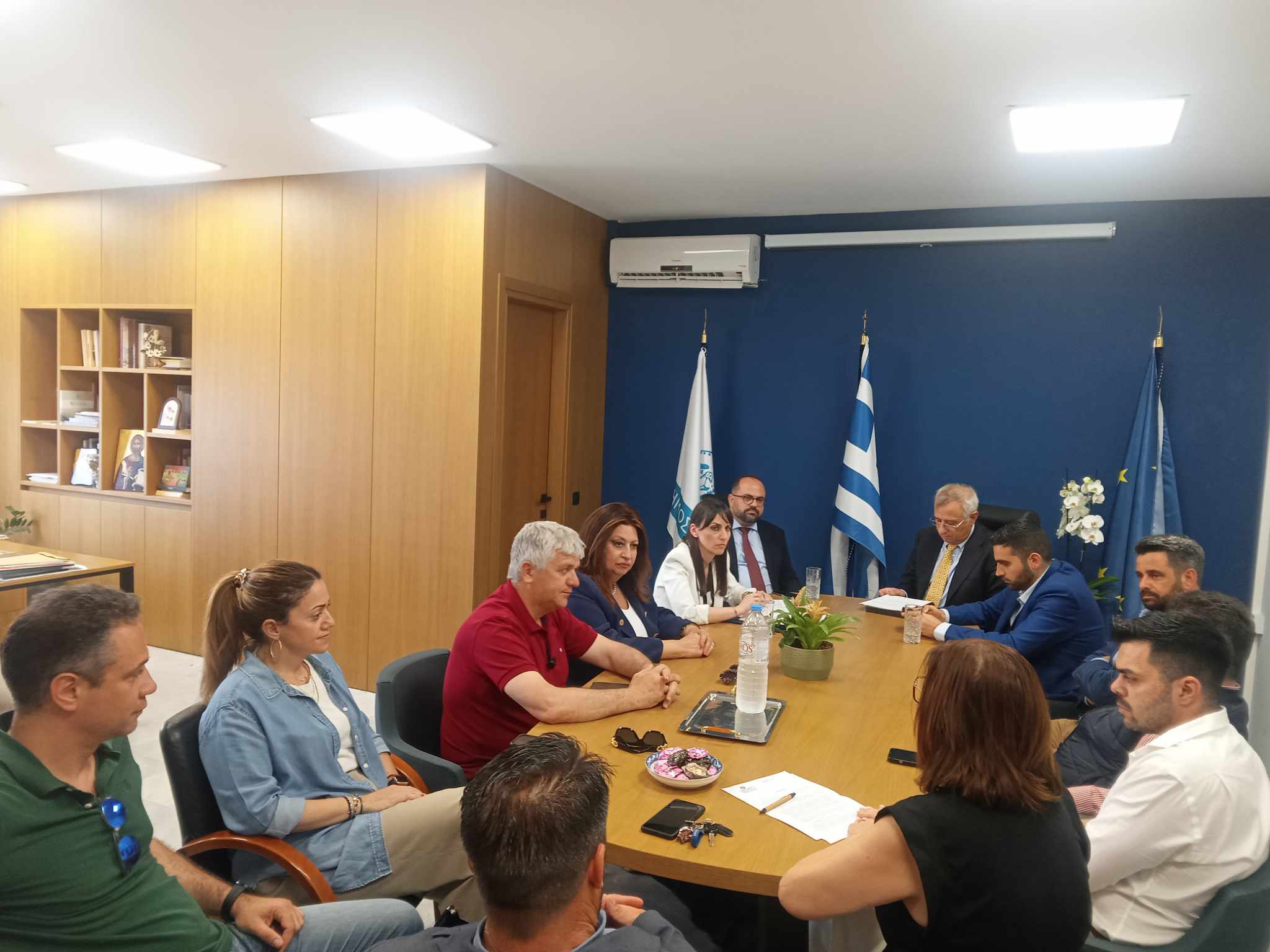 Σύσκεψη υπό την Υφυπουργό Εσωτερικών Βιβή Χαραλαμπογιάννη για Ιεράπετρα και Μακρύ Γιαλό