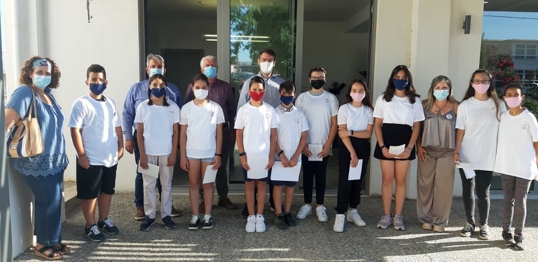 βραβεία σε μαθητές της Στ2 του Δημοτικού Σχολείου Γουρνών