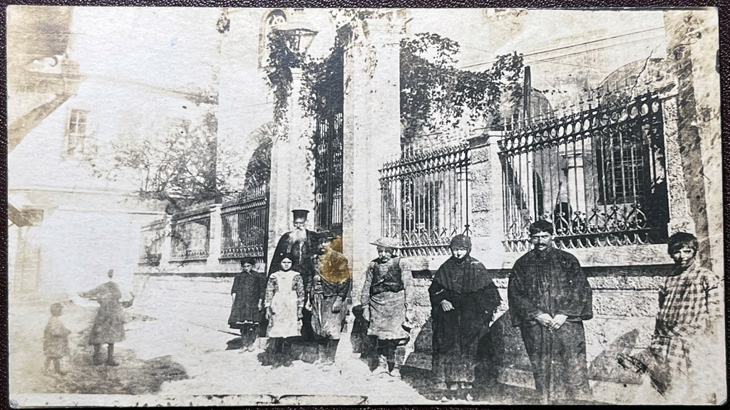 Ποιος ήταν ο προξενητής, Παραδοσιακό τραγούδι γάμου από την Κάτω Παναγιά και την Κρήνη (Τσεσμέ) Ερυθραίας Μικράς Ασίας