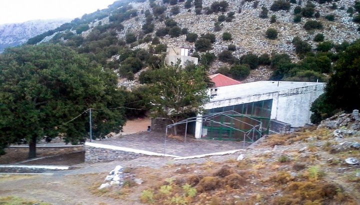Το περίπτερο του Ξενία στο δήμο Οροπεδίου