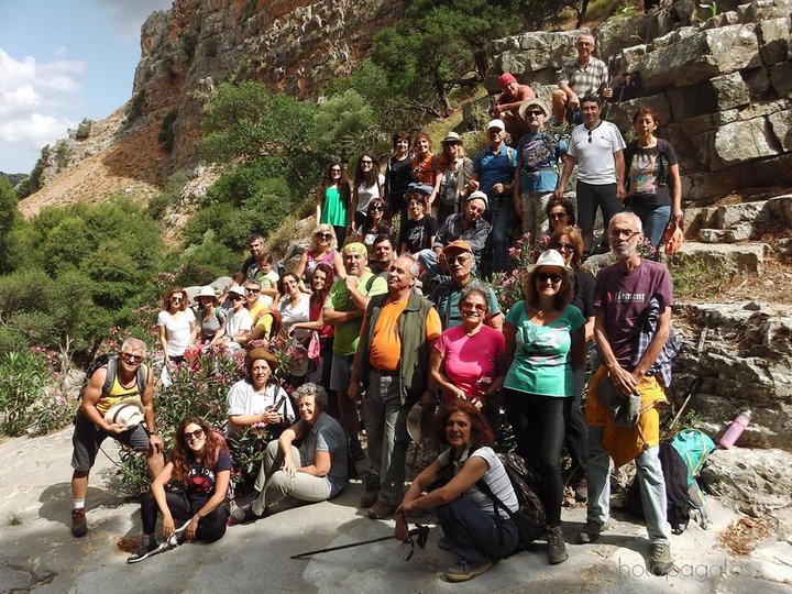 όλοι μαζί αναμνηστική φωτογραφία