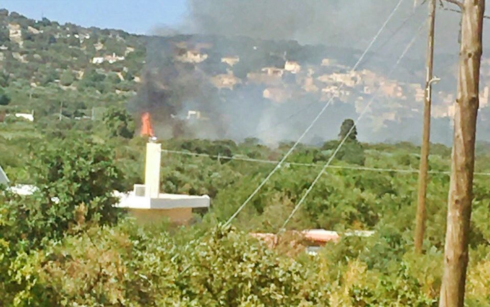 Φωτιά στο Κάτω Χωριό και 112 στον γάμο του Καραγκιόζη