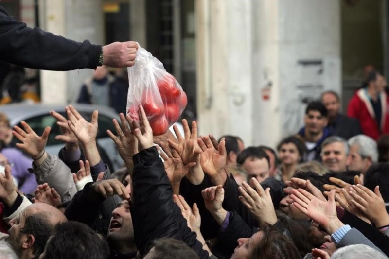 λίγα φρούτα και λαχανικά .... λιγη ζωή στους πολίτες της χώρας ...