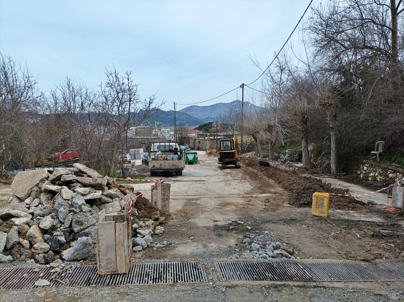 Αναβαθμίζεται η «Πάνω Πλατεία» στην κοινότητα Πλάτης 