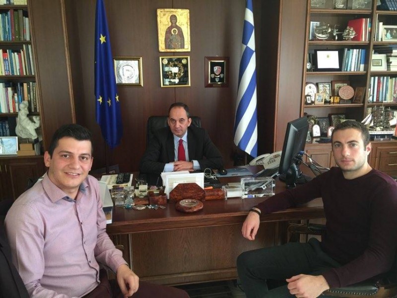με τον βουλευτή Γιάννη Πλακιωτάκη