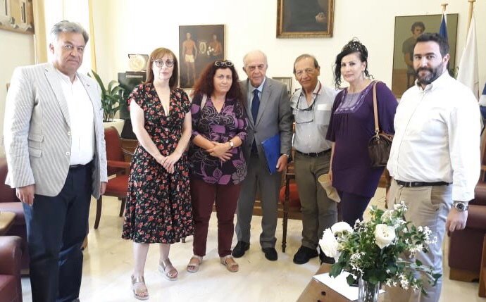 Στον δήμαρχο Ηρακλείου, ενάντια στα 5G